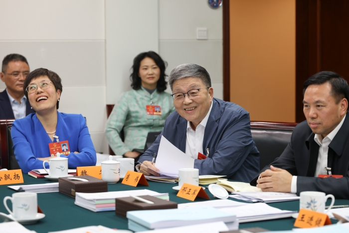 若何破局“内卷式”竞争？江苏代表委员们这样支沼 